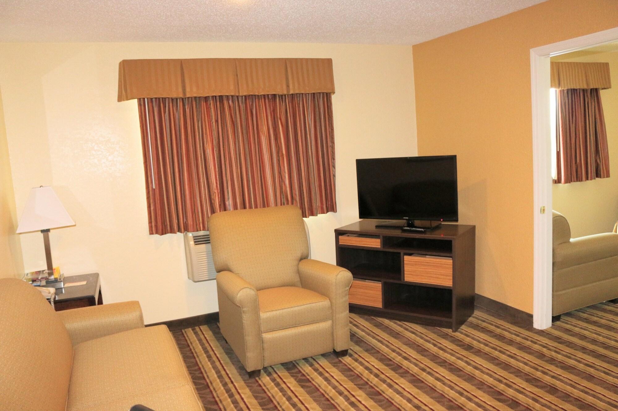 Отель Super 8 By Wyndham Latham - Albany Airport Экстерьер фото