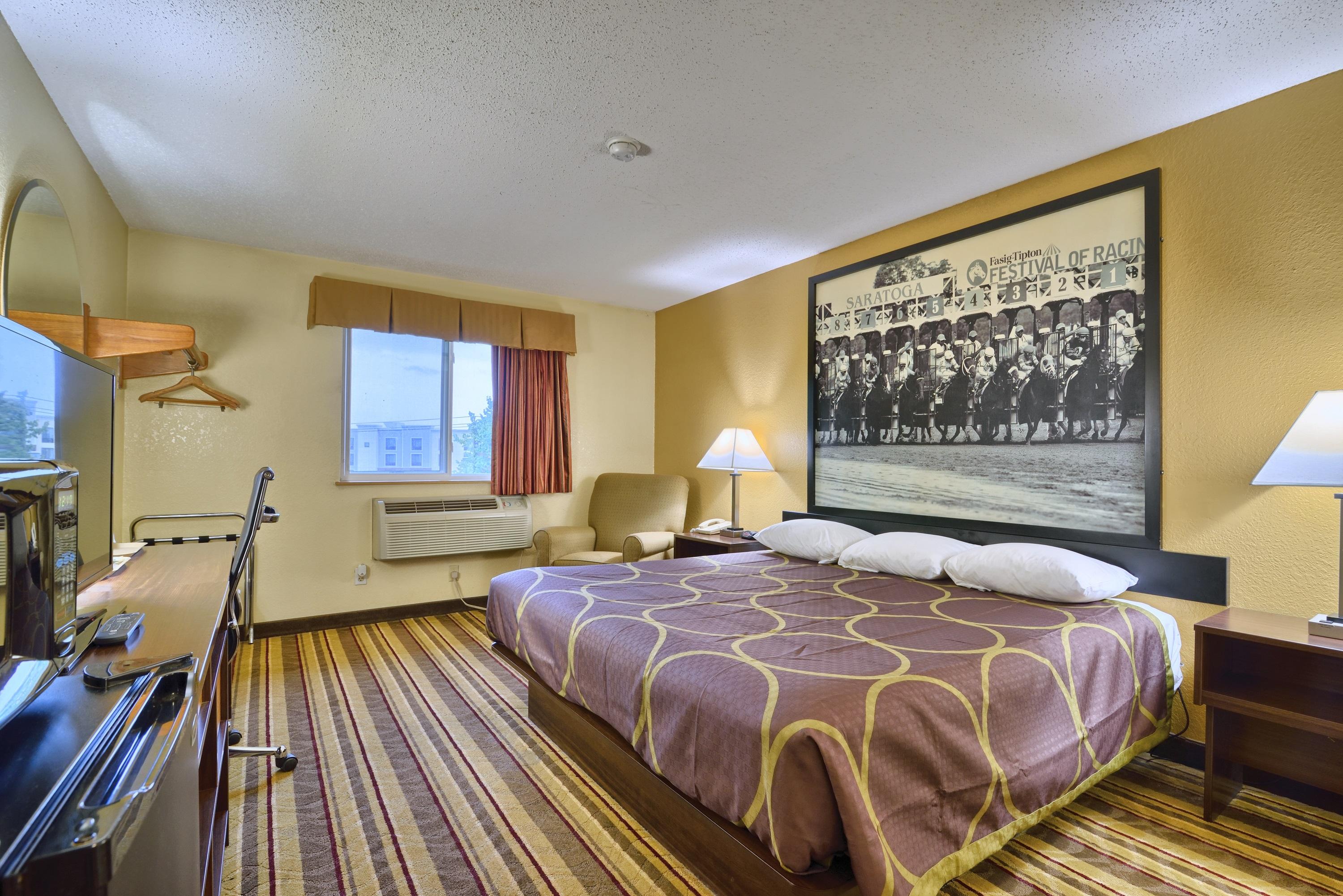 Отель Super 8 By Wyndham Latham - Albany Airport Экстерьер фото